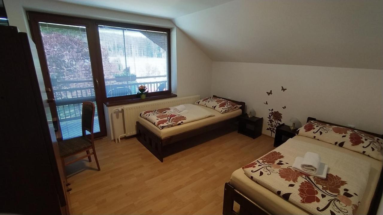 Apartman U Spycharu Bile Policany Dış mekan fotoğraf