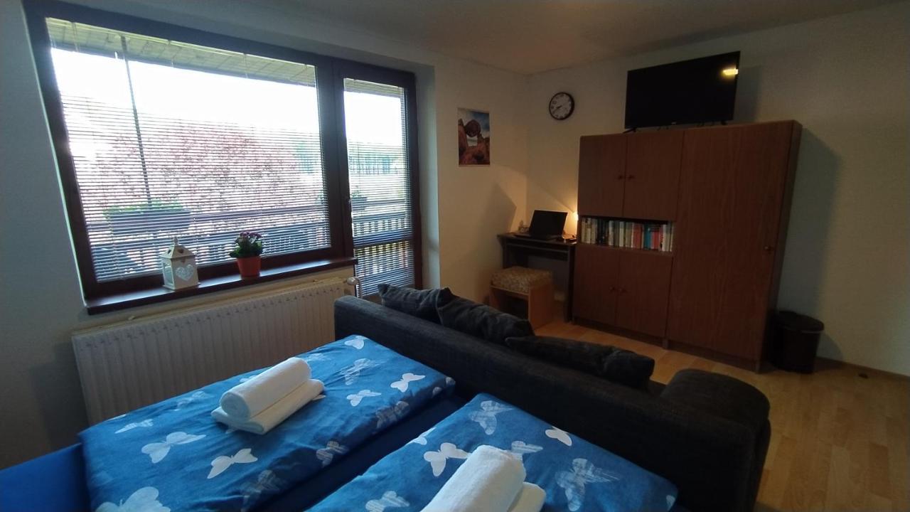 Apartman U Spycharu Bile Policany Dış mekan fotoğraf